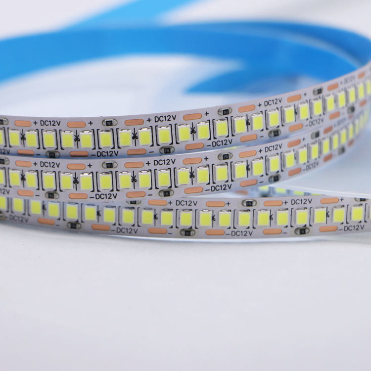 DC12V/24V 10mm 5M/Roll 2835 80Ra LED Strip Dengan PCB Putih Dan 120° Beam Angle