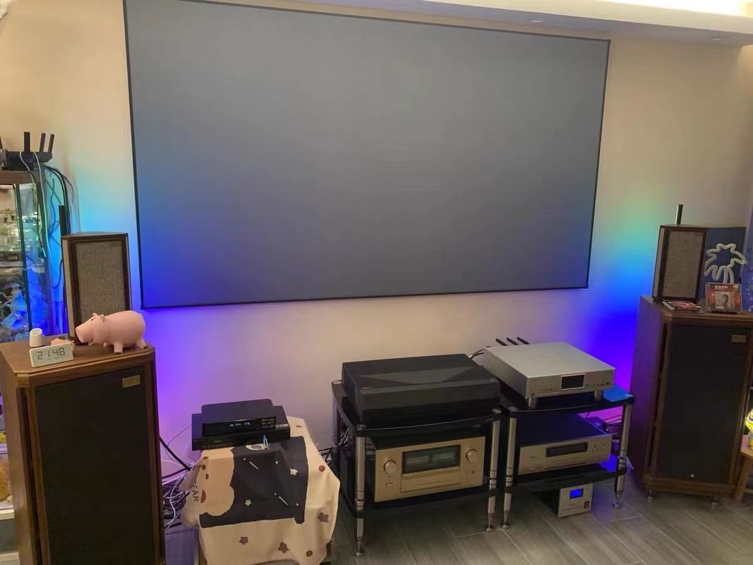 Lampu Sudut RGB yang Dikendalikan Pintar untuk Dekorasi Liburan dalam Desain Sederhana