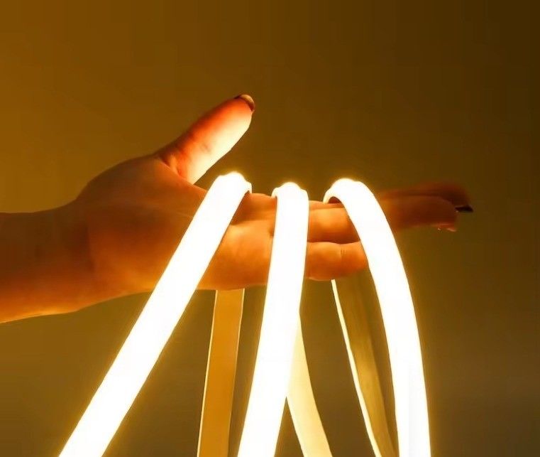 Waterproof COB LED Strip Light 3000K 4000K 6500K 220V 110V Dukungan Dimmer -45 50 Suhu Kerja