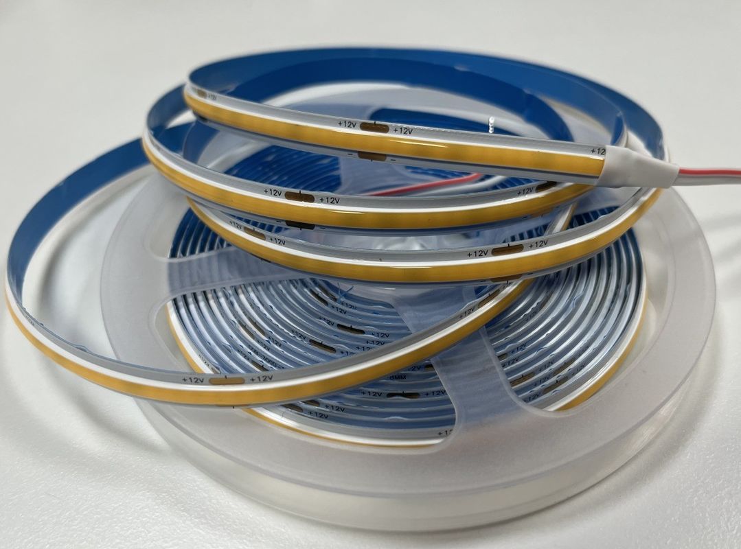 Menghemat energi IP20 COB LED Strip Light 8mm PCB 300chips per meter dengan 800lm Luminous Flux